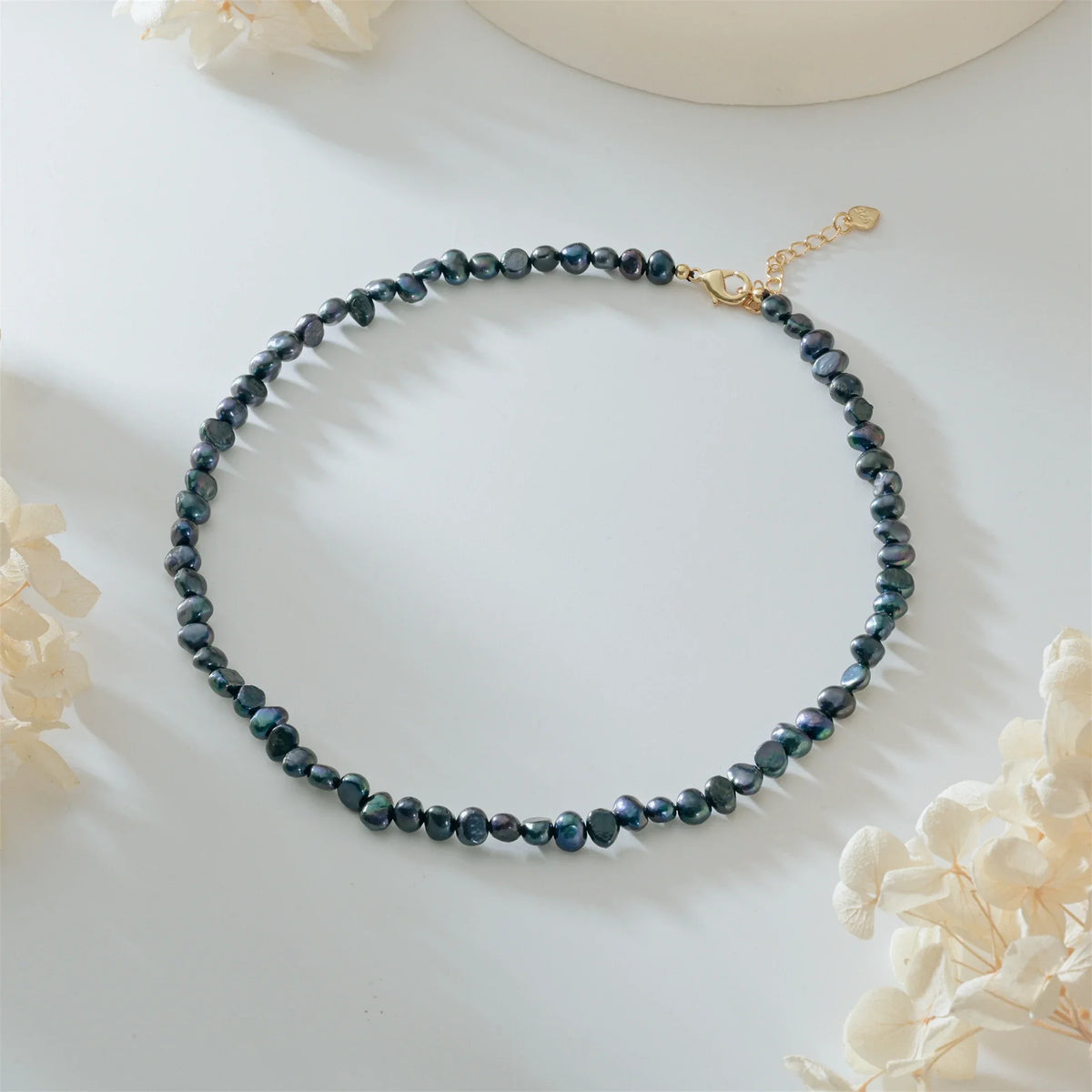 Baroque Pearl-Style Choker Necklace